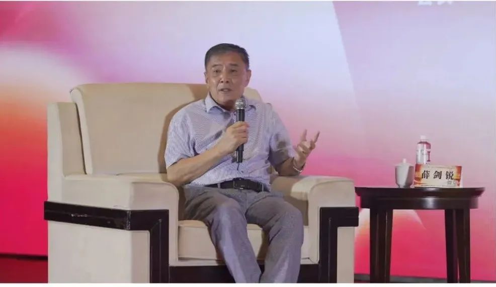开元游戏大厅app酒业80载：以文化为墨，，，市场为纸誊写“鲁酒振兴”答卷_开元游戏大厅app|稳如开元游戏大厅app|五岳独尊|开元游戏大厅app特曲|酒神酒仙|金开元游戏大厅app|年份小窖