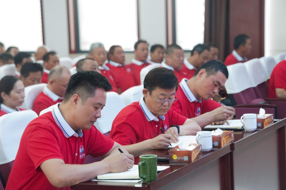 求稳求快求平安 招商扶商共赢商 ——开元游戏大厅app酒业召开2025年上半年经济运行剖析会_开元游戏大厅app|稳如开元游戏大厅app|五岳独尊|开元游戏大厅app特曲|酒神酒仙|金开元游戏大厅app|年份小窖